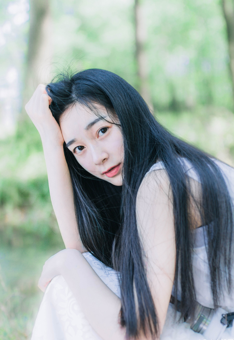 这算是不成文的规定，休战期间，只要不破坏规矩去贸然攻城，如果只是收敛尸体，是不会组织的，毕竟尸体堆积下来，容易形成瘟疫，那种东西一旦形成，绝对是任何雄关都无法阻挡的。